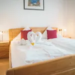 Strandpension Maeder 4*