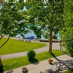 Strandpension Maeder Affittacamere 4*