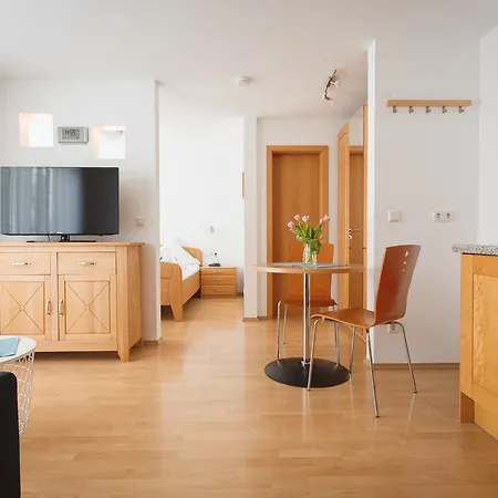 Gasthuis Strandpension Maeder Uhldingen-Mühlhofen