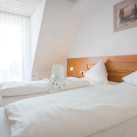 Strandpension Maeder 4* Uhldingen-Mühlhofen