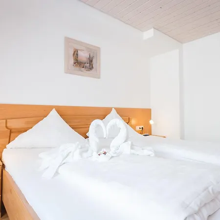 Strandpension Maeder 4*