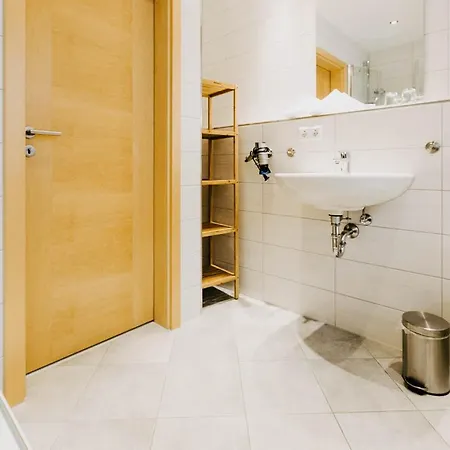 Strandpension Maeder 4*