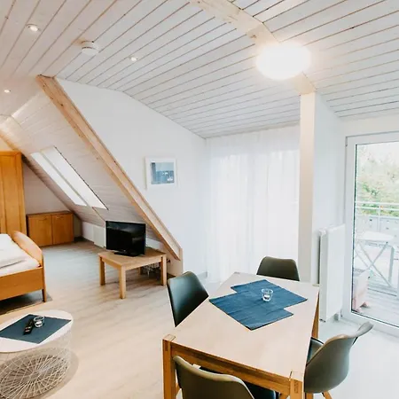 Gasthuis Strandpension Maeder *